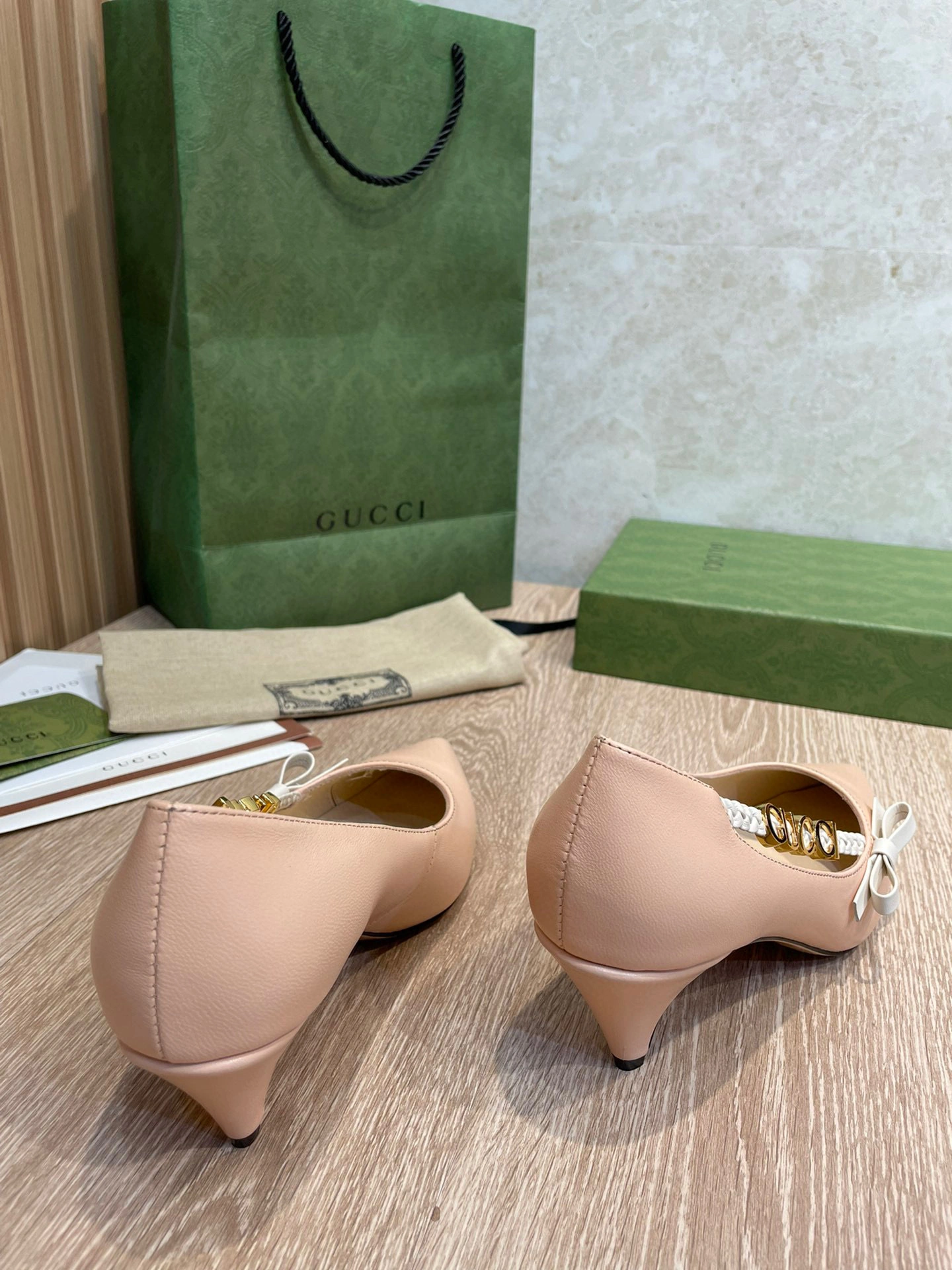 coco- heel height ：5.5cm ， Sheepskin item:B-X158J2327